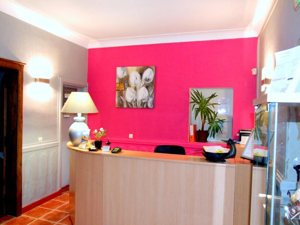 Logis Hotel L'Occitan 2 Etoiles Gaillac Eksteriør billede